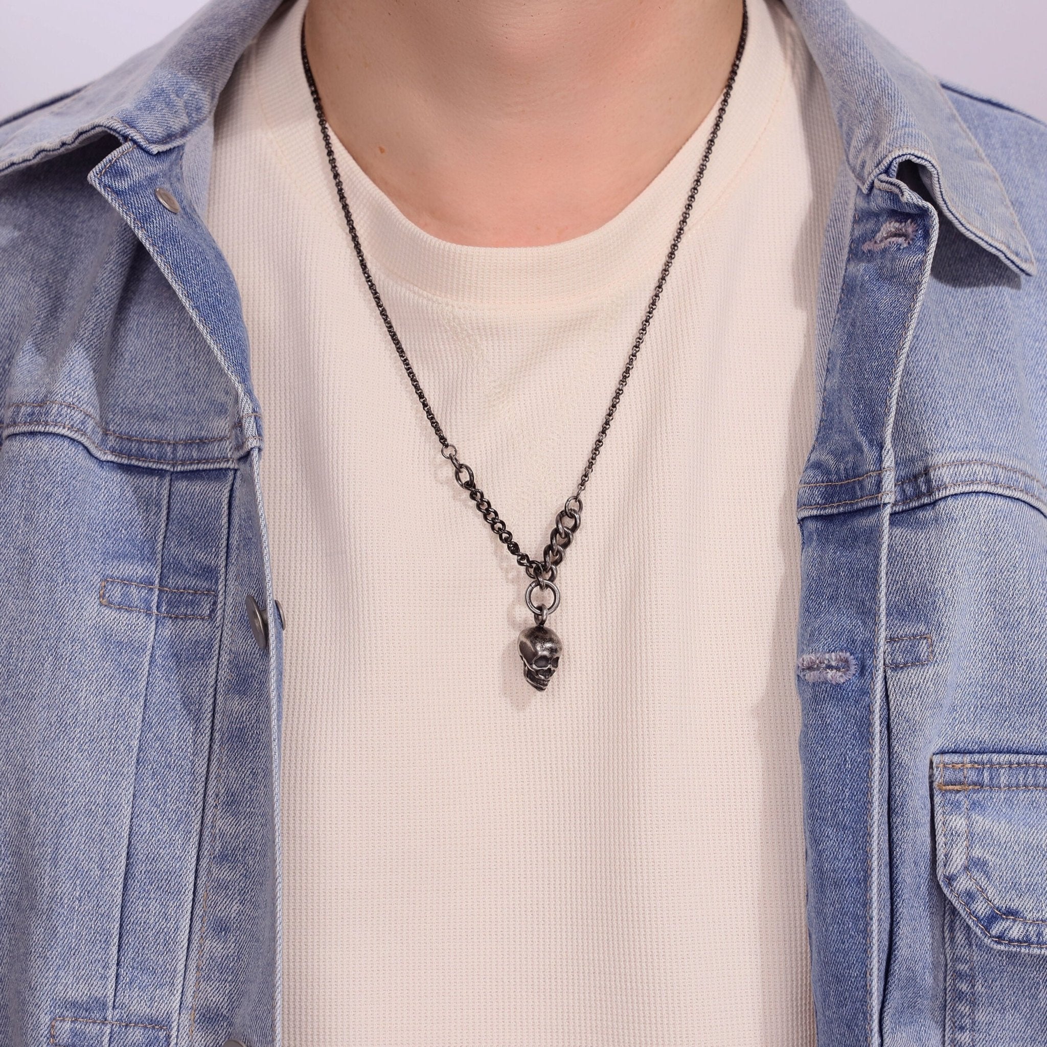 Skull Pendant Necklace